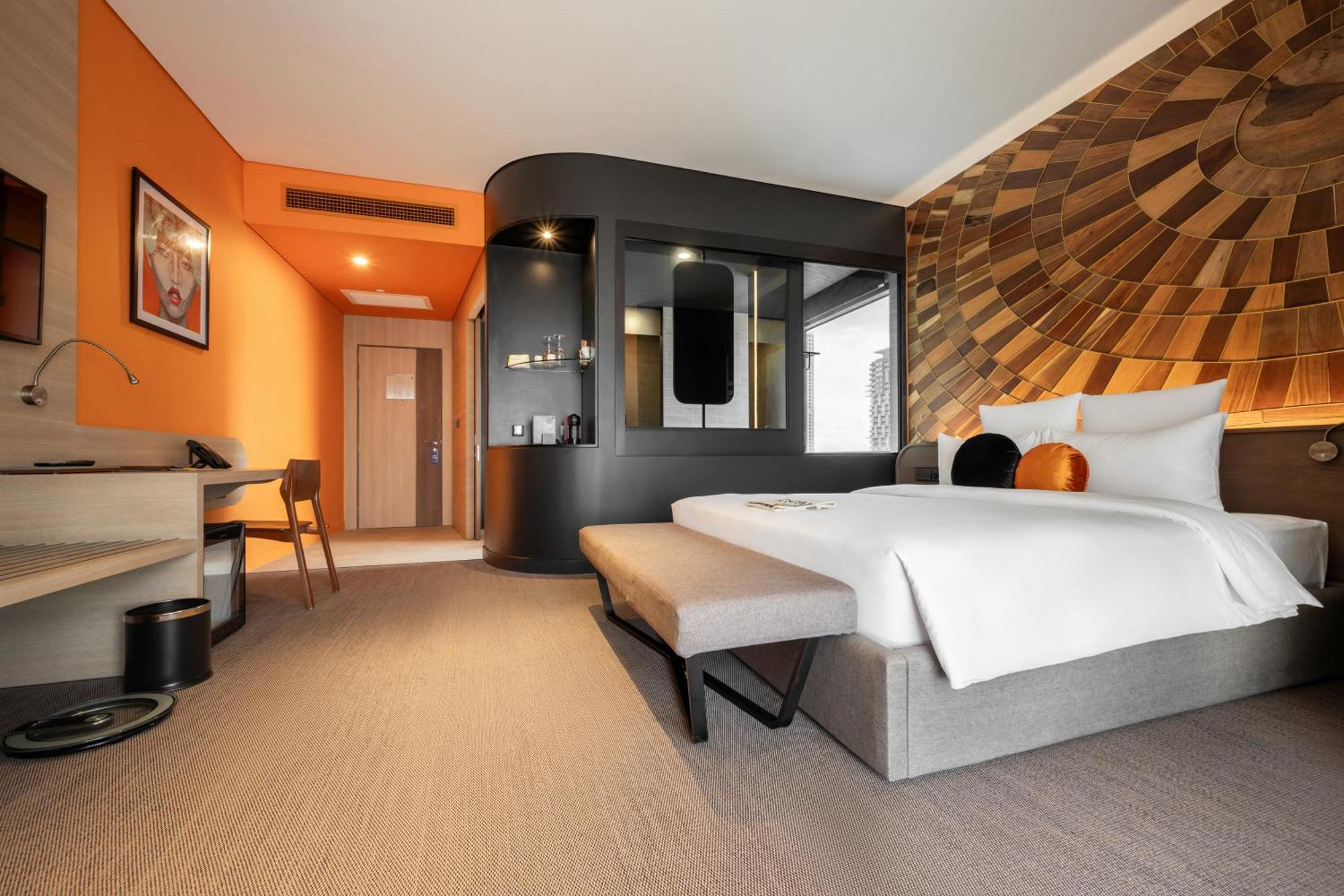 Sun & Moon, Riverside Hotel Phnom Pen Exterior foto